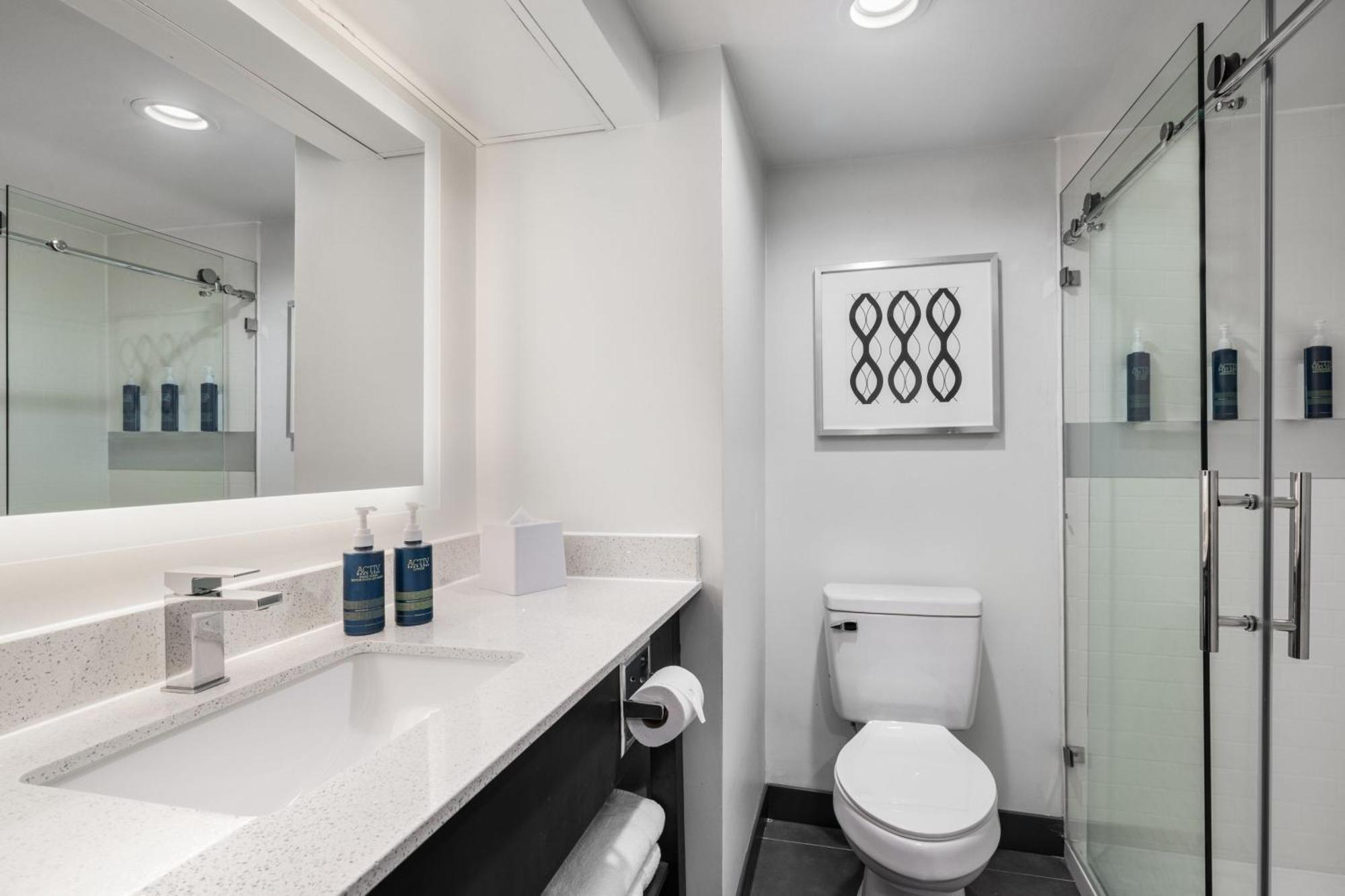 Four Points By Sheraton Greensboro Airport Bagian luar foto