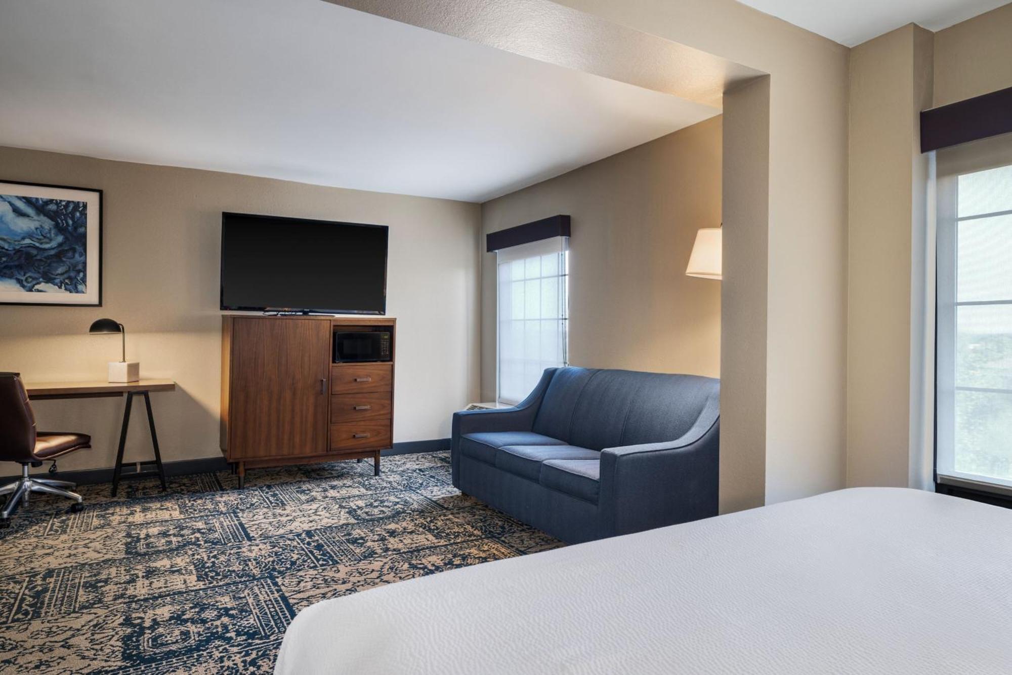 Four Points By Sheraton Greensboro Airport Bagian luar foto