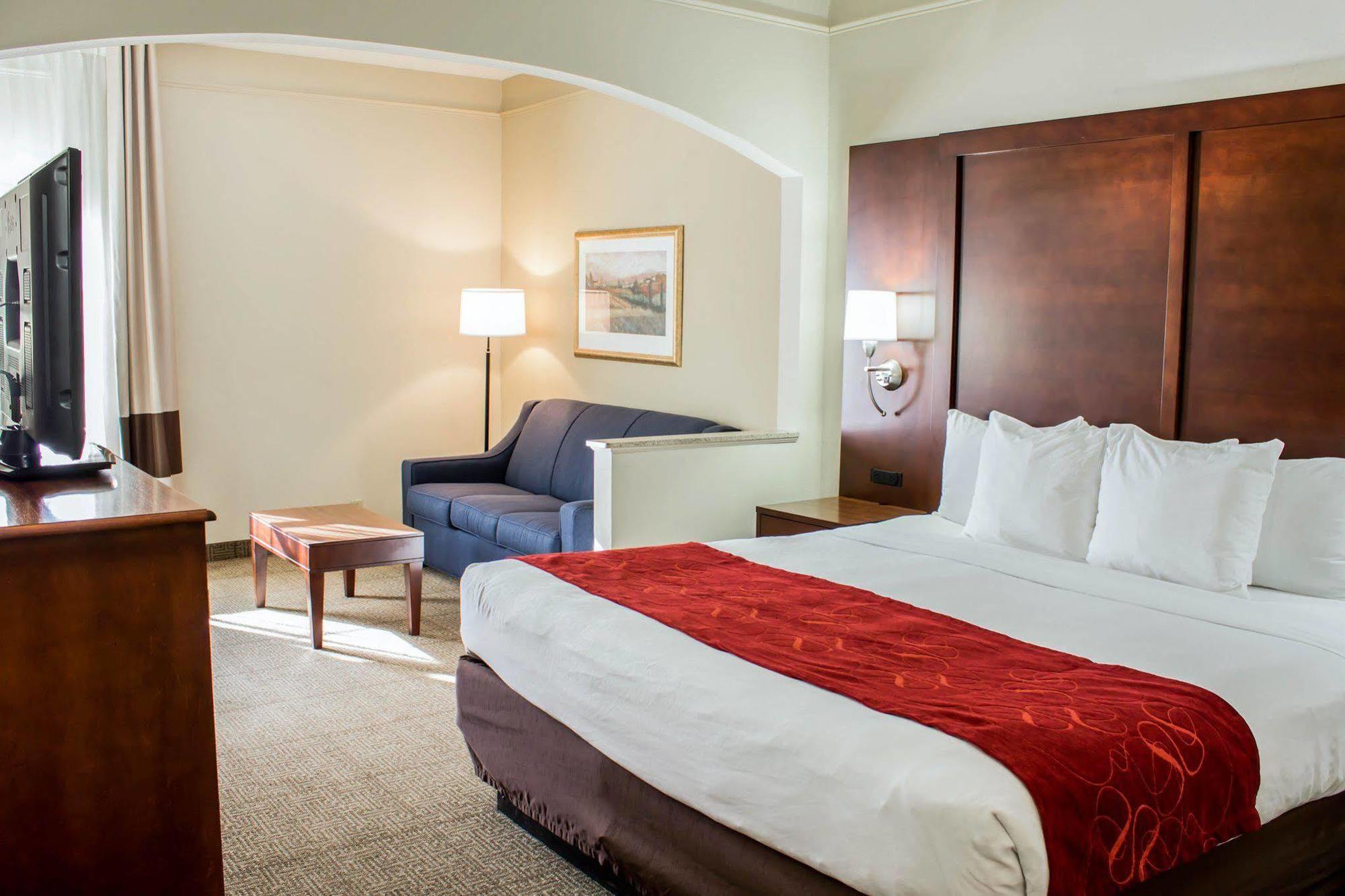 Four Points By Sheraton Greensboro Airport Bagian luar foto